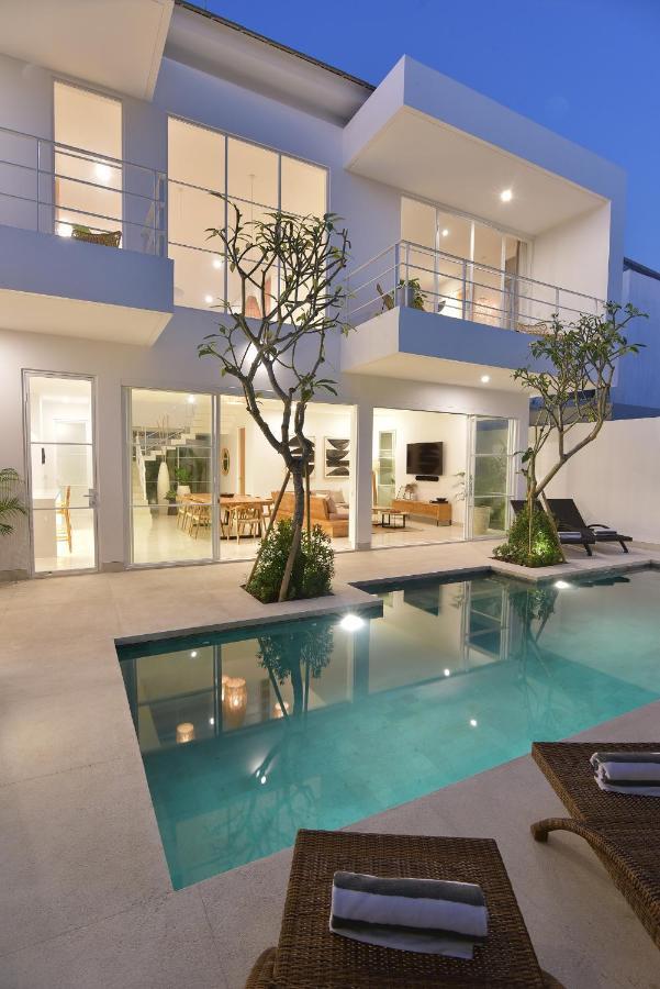 Villa Cruz Close To Finns Beach Club Canggu Exteriör bild